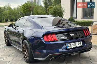 Купе Ford Mustang 2018 в 