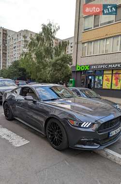 Купе Ford Mustang 2015 в Києві