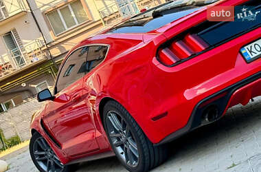 Купе Ford Mustang 2016 в 