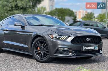 Купе Ford Mustang 2016 в 