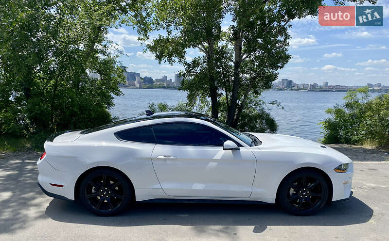 Купе Ford Mustang 2020 в Полтаве