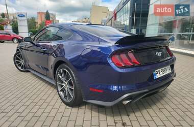 Купе Ford Mustang 2018 в 
