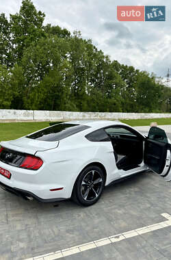Купе Ford Mustang 2020 в 