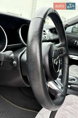 Купе Ford Mustang 2020 в 