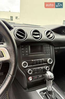Купе Ford Mustang 2020 в 