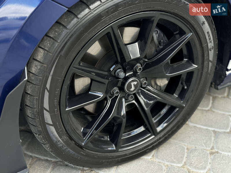 Купе Ford Mustang 2015 в Виннице