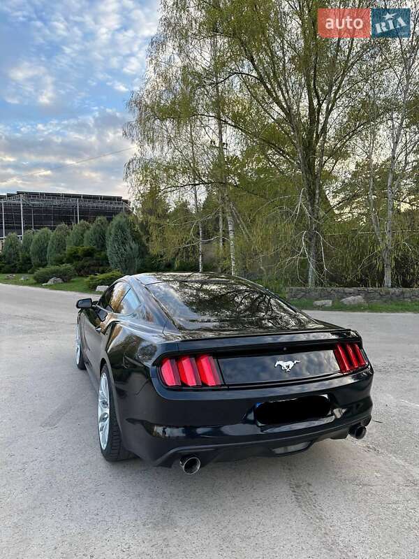 Купе Ford Mustang 2015 в Днепре
