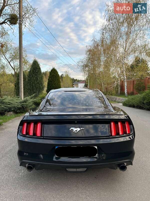 Купе Ford Mustang 2015 в Днепре