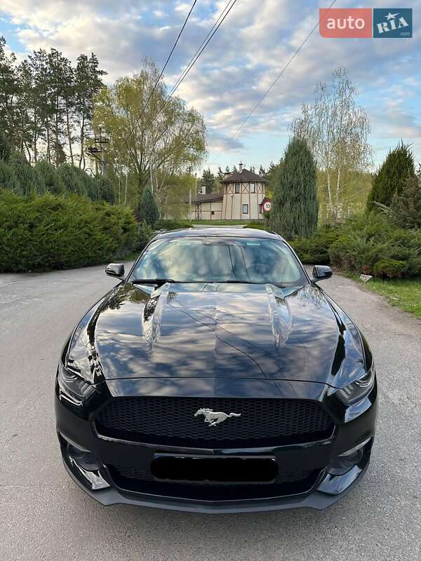Купе Ford Mustang 2015 в Днепре