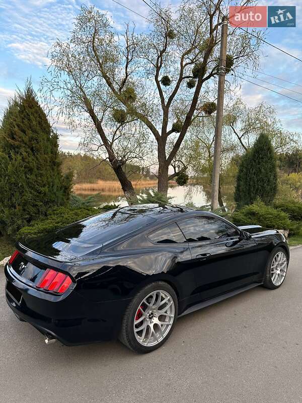 Купе Ford Mustang 2015 в Днепре