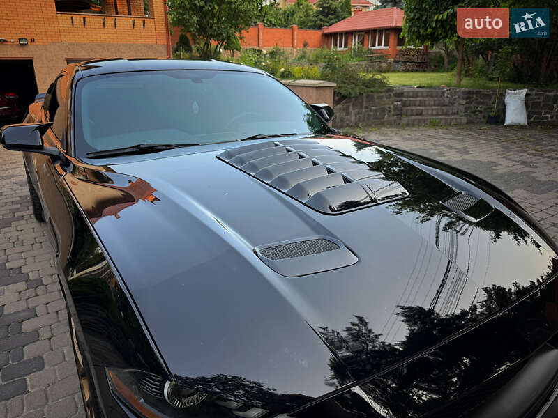 Купе Ford Mustang 2018 в Києві