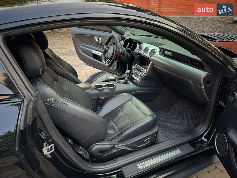 Купе Ford Mustang 2018 в Києві