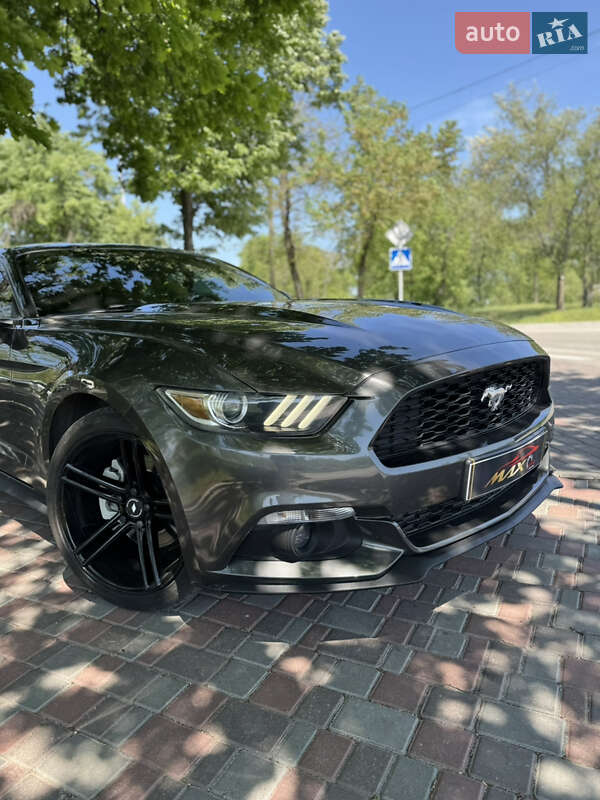 Купе Ford Mustang 2015 в Кропивницком фото 18 Купе Ford Mustang 2015 в Кропивницком