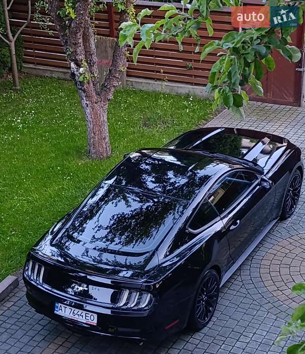 Купе Ford Mustang 2016 в Коломые