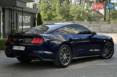 Купе Ford Mustang 2018 в 