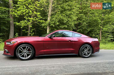 Купе Ford Mustang 2017 в 