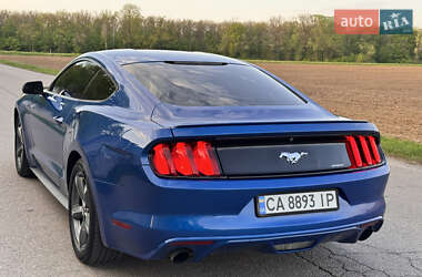 Купе Ford Mustang 2016 в 