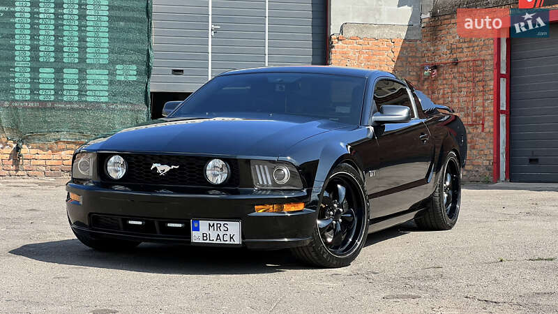 Купе Ford Mustang 2008 в 