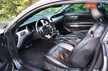 Купе Ford Mustang 2014 в 