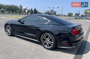 Купе Ford Mustang 2016 в 