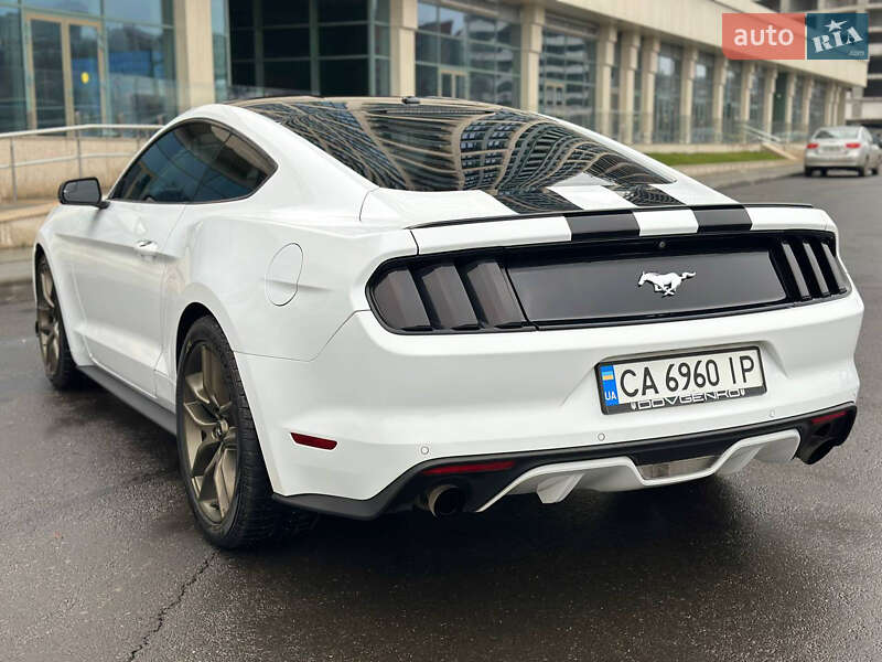 Купе Ford Mustang 2015 в Днепре фото 6 Купе Ford Mustang 2015 в Днепре