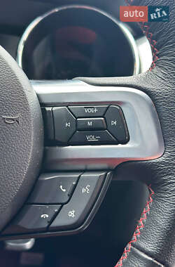 Купе Ford Mustang 2015 в 