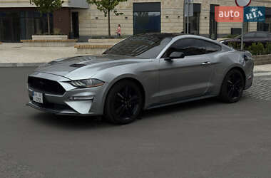 Купе Ford Mustang 2021 в 