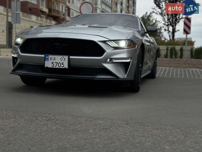 Купе Ford Mustang 2021 в Умани