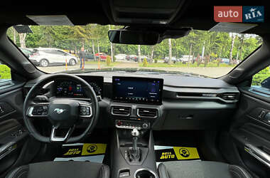 Купе Ford Mustang 2023 в 