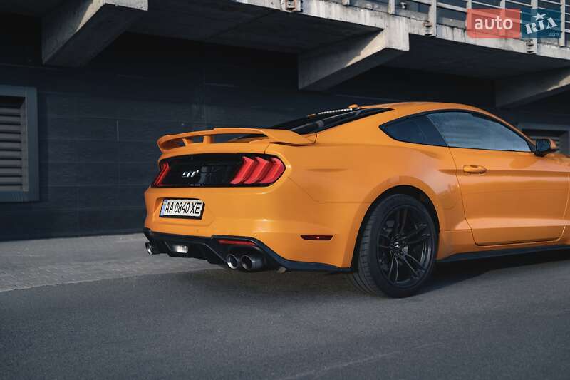Купе Ford Mustang 2019 в Киеве