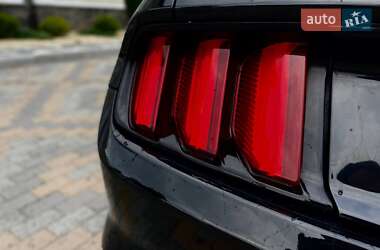 Купе Ford Mustang 2014 в 