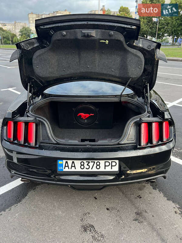Купе Ford Mustang 2017 в Чернигове