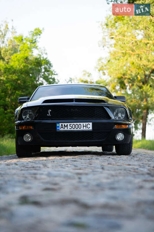 Купе Ford Mustang 2008 в Емильчине