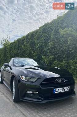 Купе Ford Mustang 2015 в Киеве