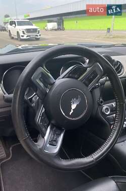 Купе Ford Mustang 2015 в 