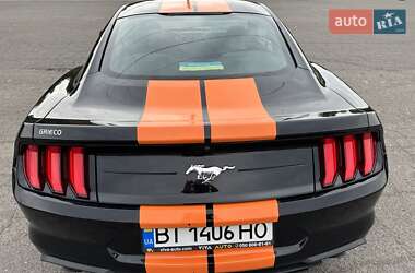 Купе Ford Mustang 2018 в 