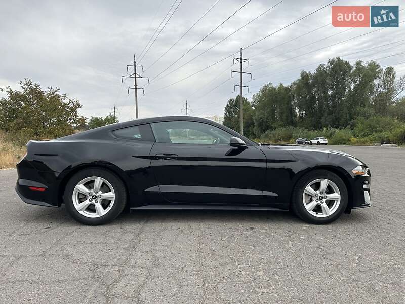Купе Ford Mustang 2018 в Полтаве