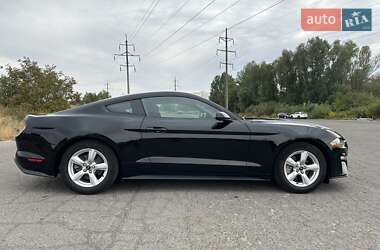 Купе Ford Mustang 2018 в 