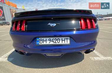 Купе Ford Mustang 2015 в 