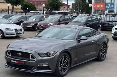 Купе Ford Mustang 2017 в 