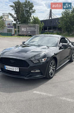 Купе Ford Mustang 2015 в Киеве