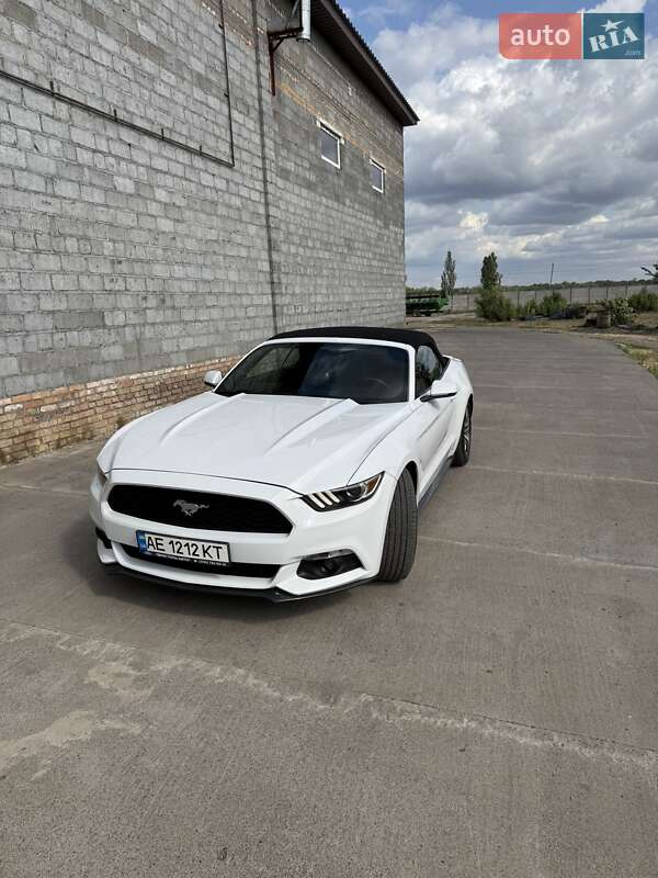 Кабриолет Ford Mustang 2016 в Кривом Роге фото 3 Кабриолет Ford Mustang 2016 в Кривом Роге