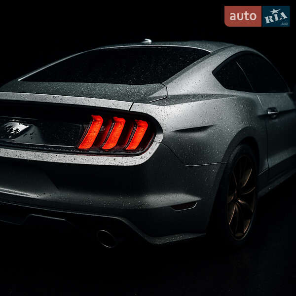 Купе Ford Mustang 2016 в 