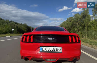Купе Ford Mustang 2016 в 