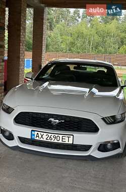 Купе Ford Mustang 2015 в Киеве