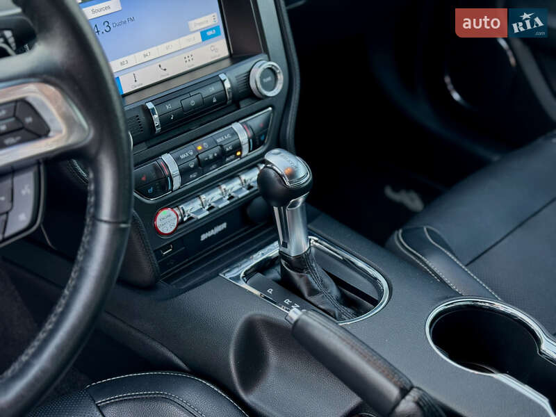 Купе Ford Mustang 2016 в Львове