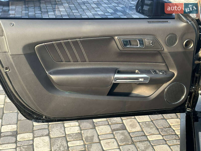 Купе Ford Mustang 2015 в Харькове