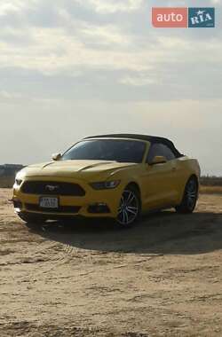 Кабриолет Ford Mustang 2015 в Новгород-Северском