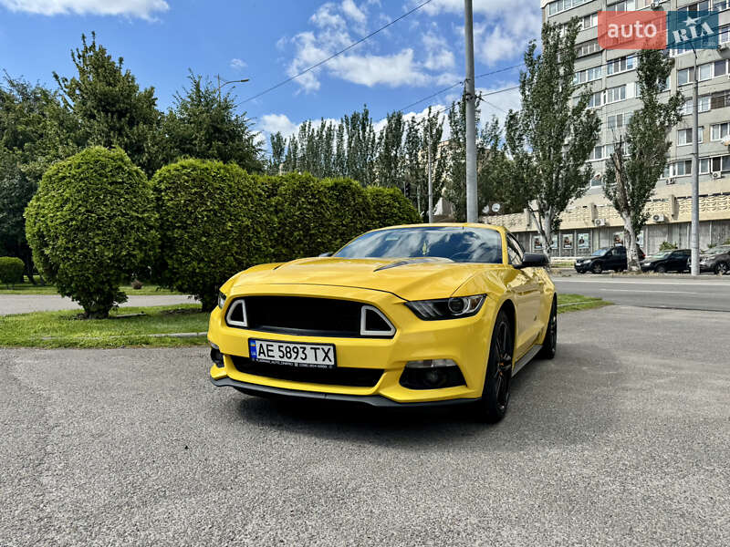 Купе Ford Mustang 2014 в Днепре