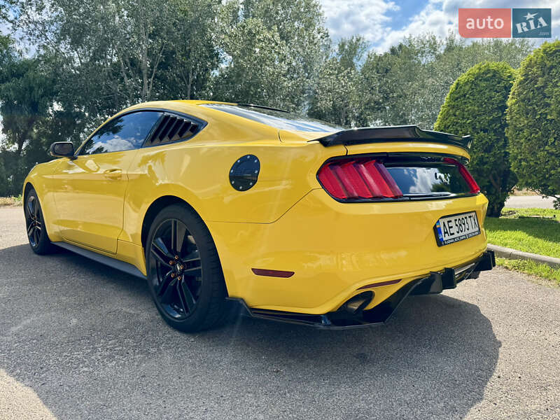 Купе Ford Mustang 2014 в Днепре